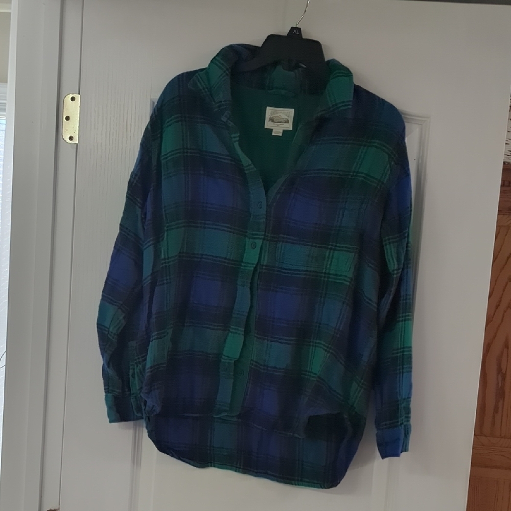 Plaid Button-Up Shirt in Blue and Green